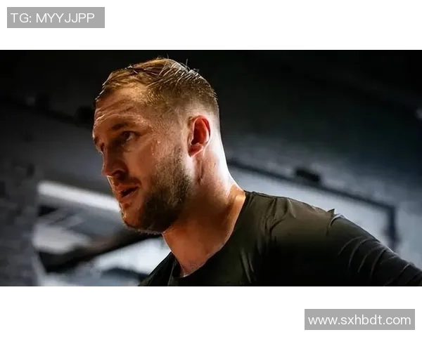 瓦林复出迎战升重菜鸟：巅峰难返，成功难掩生计困局